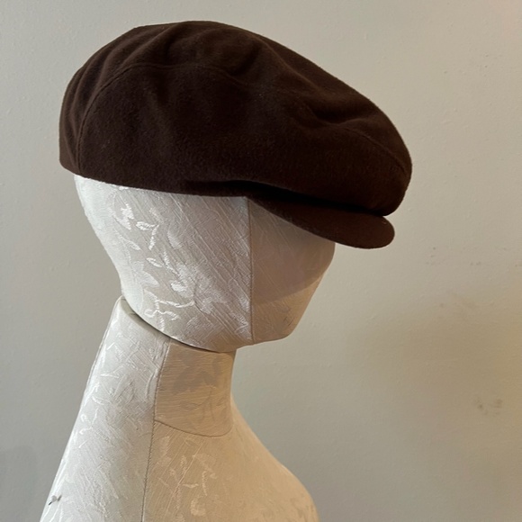 Vintage Pappagallo 'Newsboy' Brown Velour Cap (Small) - Picture 1 of 10